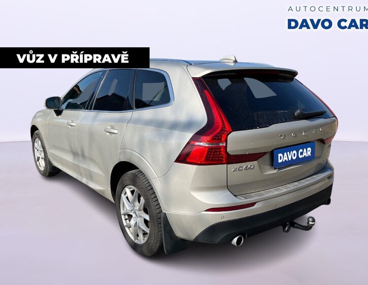 Volvo XC60 SUV / Terénní 2,0 l 140 kw