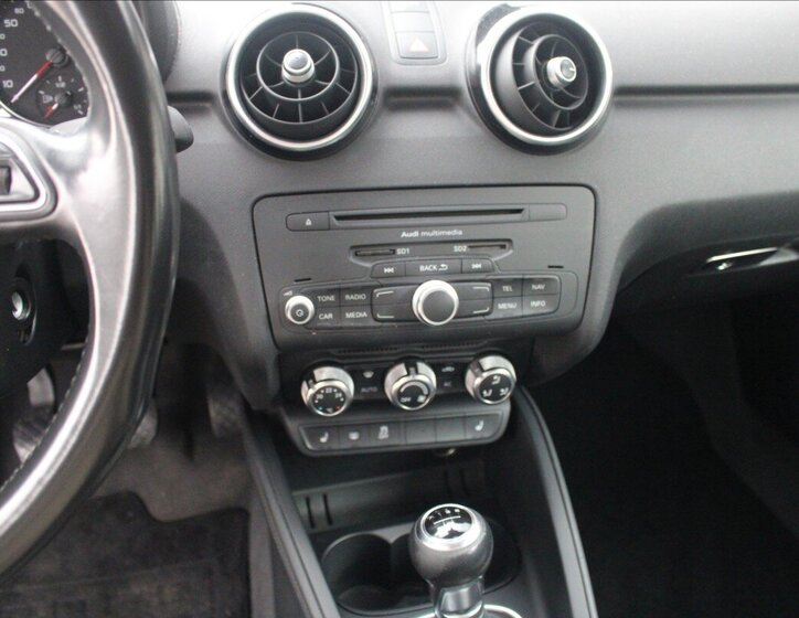 Audi A1 Hatchback 1,6 l 77 kw