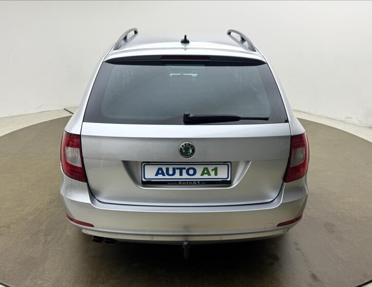 Škoda Superb Kombi 2,0 l 103 kw