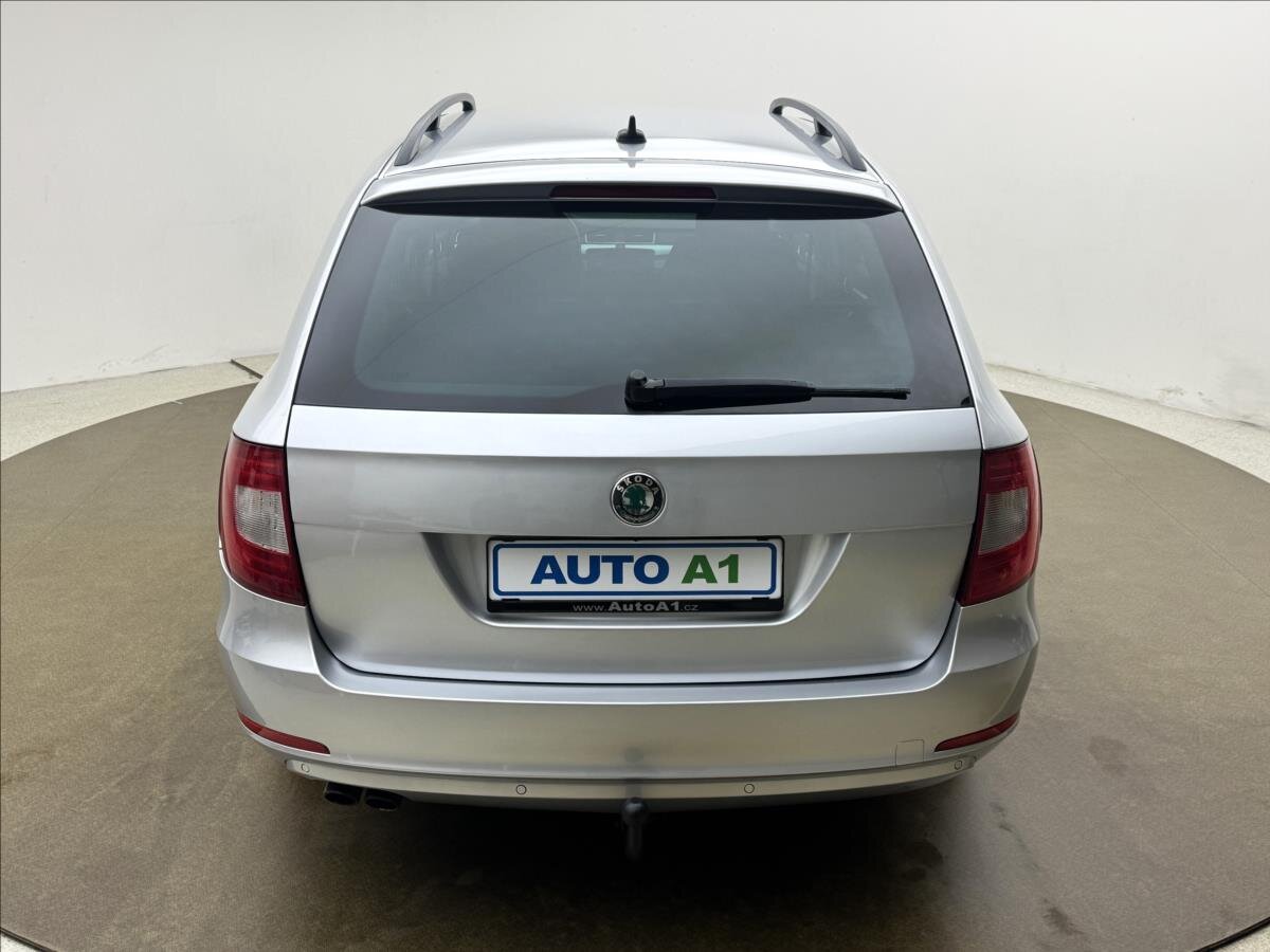Škoda Superb Kombi 2,0 l 103 kw