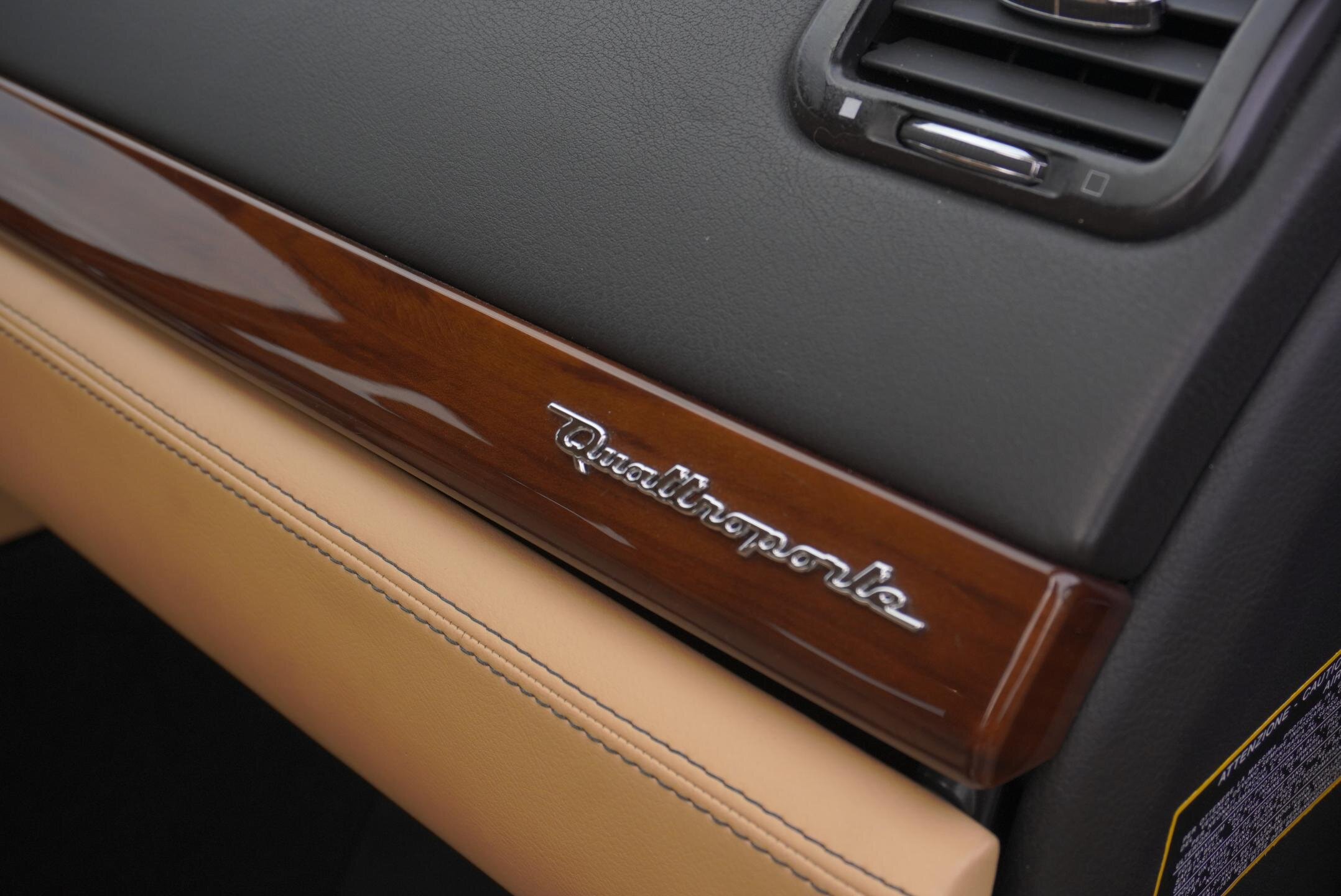 Maserati Quattroporte Sedan 4,2 l 295 kw