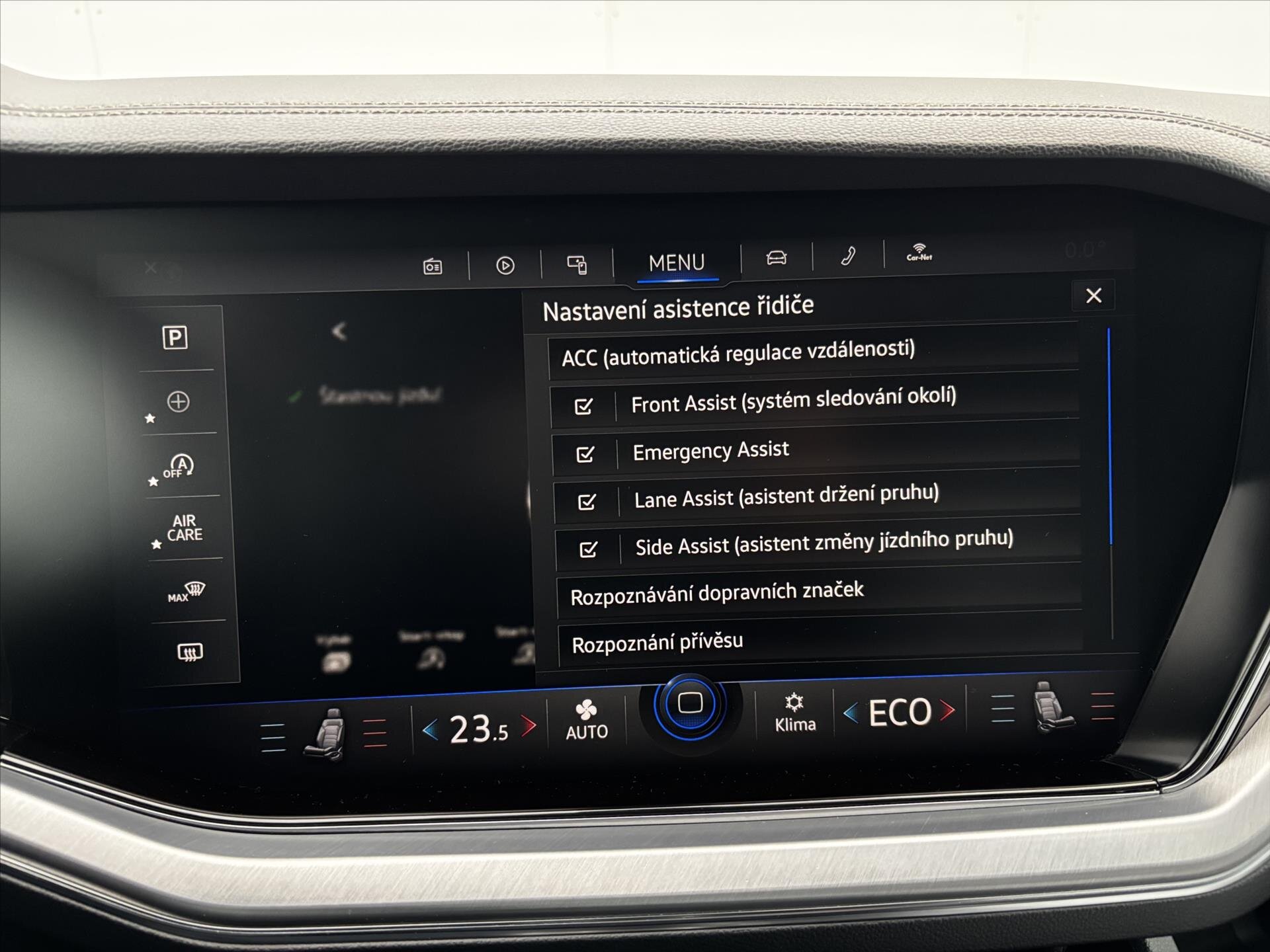 Volkswagen Touareg SUV / Terénní 3,0 l 210 kw