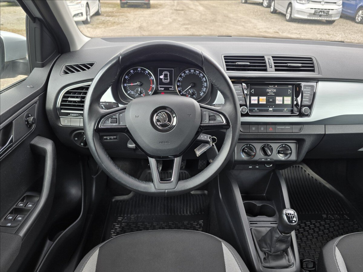 Škoda Fabia Hatchback 999,0 70 kw