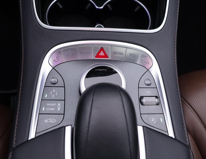 Mercedes-Benz Třídy S Sedan / Limuzína 3,0 l 190 kw