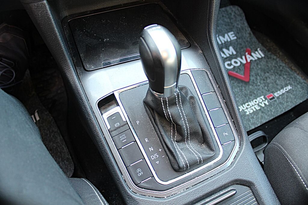 Volkswagen Golf Sportsvan Kombi 1,2 l 81 kw