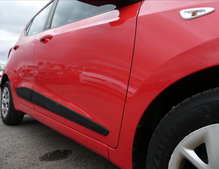 Hyundai i10 Hatchback 998,0 49 kw