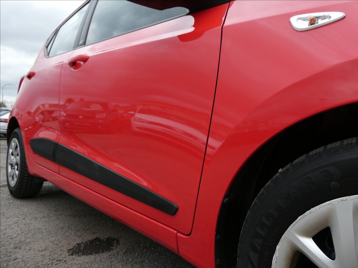 Hyundai i10 Hatchback 998,0 49 kw