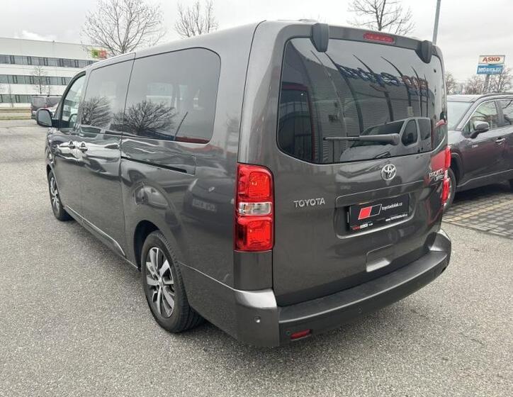 Toyota ProAce Verso 16
