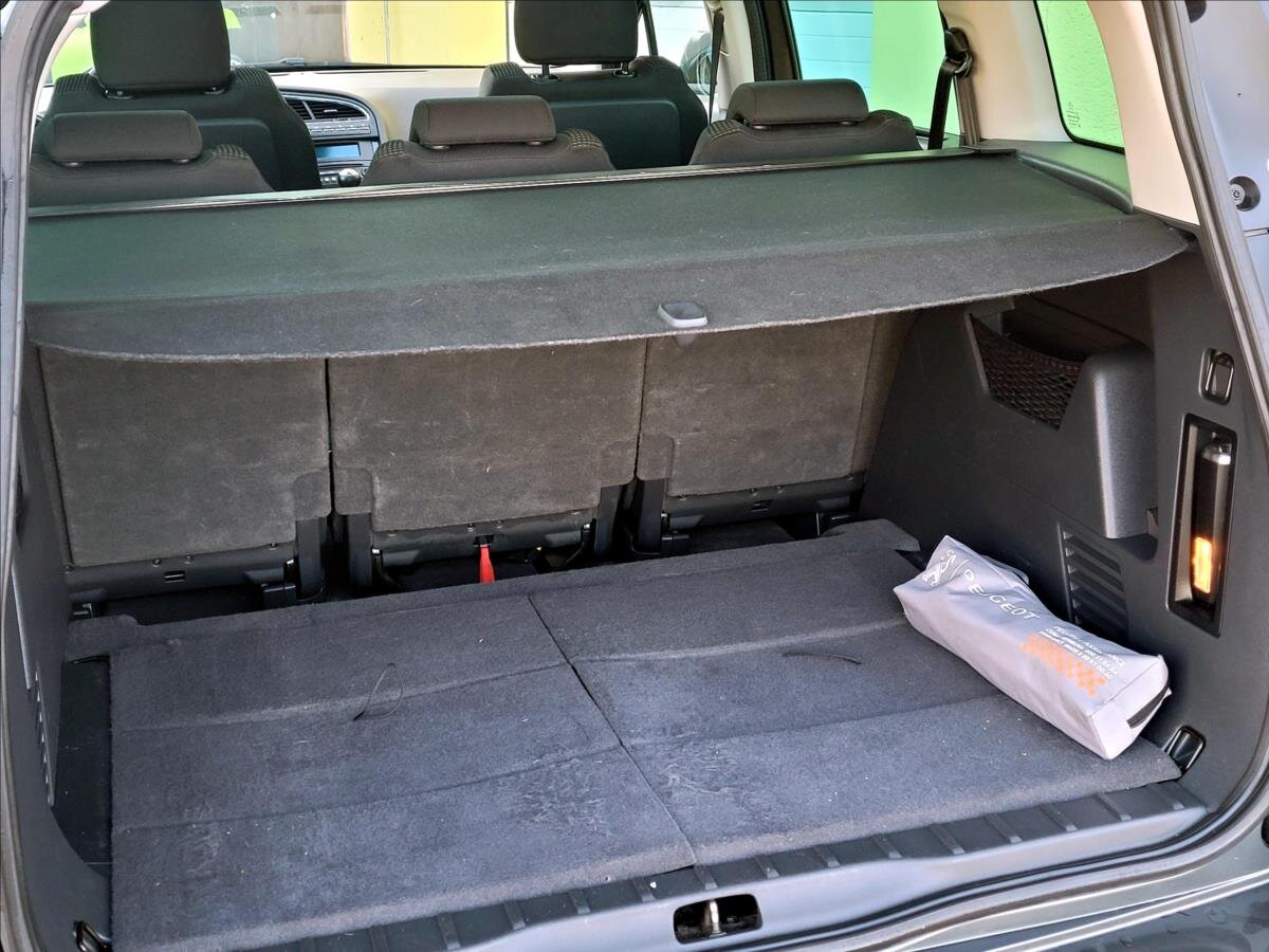 Peugeot 5008 MPV 1,6 l 115 kw