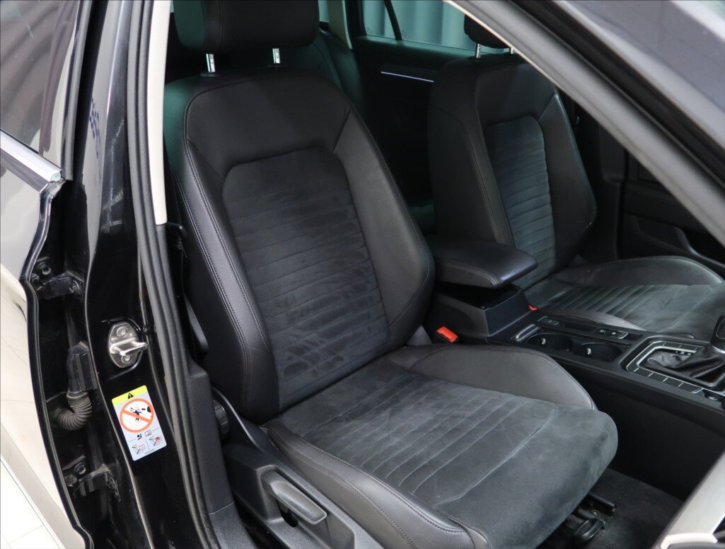 Volkswagen Passat Kombi 2,0 l 140 kw