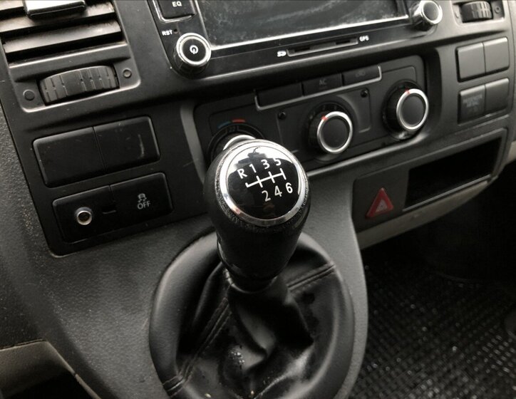 Volkswagen Transporter 13