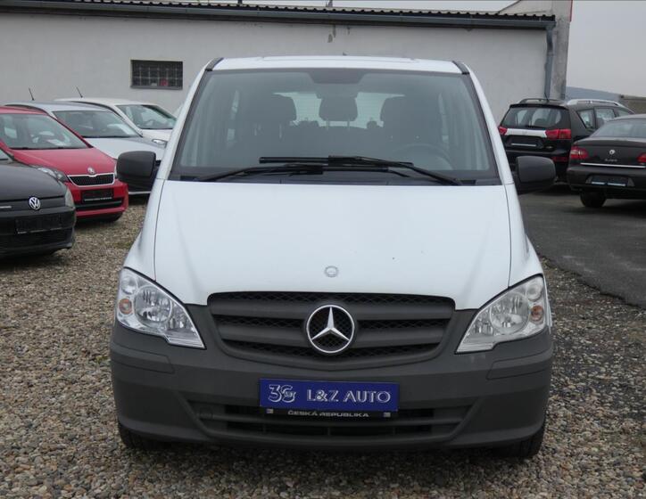 Mercedes-Benz Vito 2