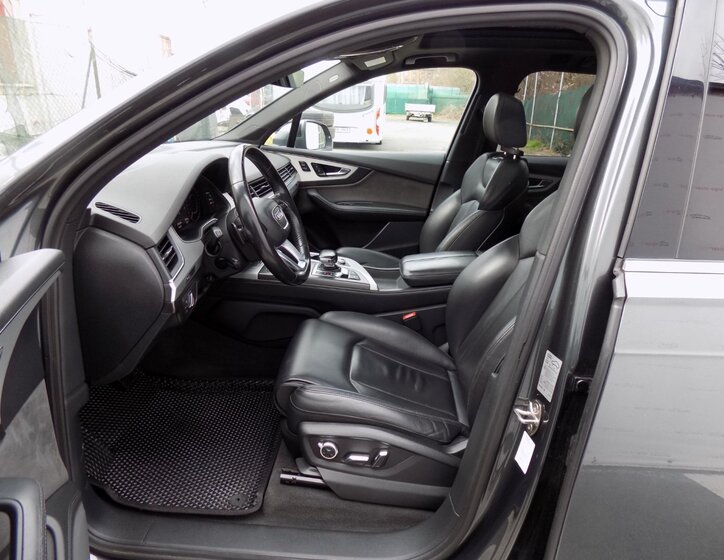 Audi Q7 SUV / Terénní 3,0 l 190 kw