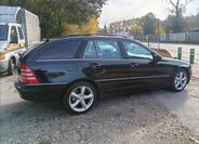 Mercedes-Benz Třídy C 12