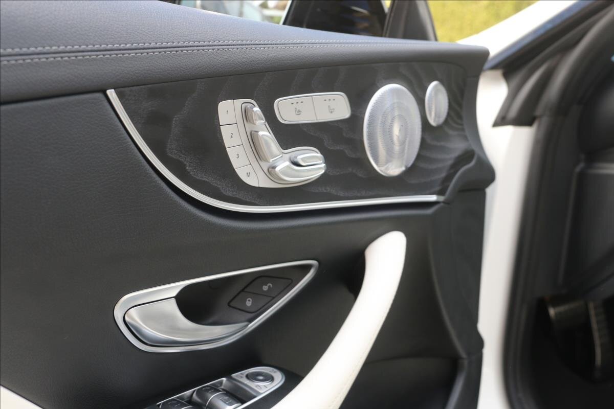 Mercedes-Benz Třídy E Kupé 2,9 l 250 kw