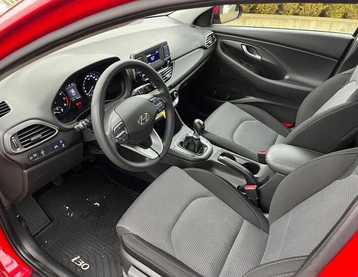 Hyundai i30 14