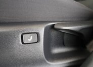 Toyota Corolla Sedan / Limuzína 1,5 l 92 kw