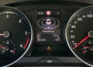 Volkswagen Passat 10