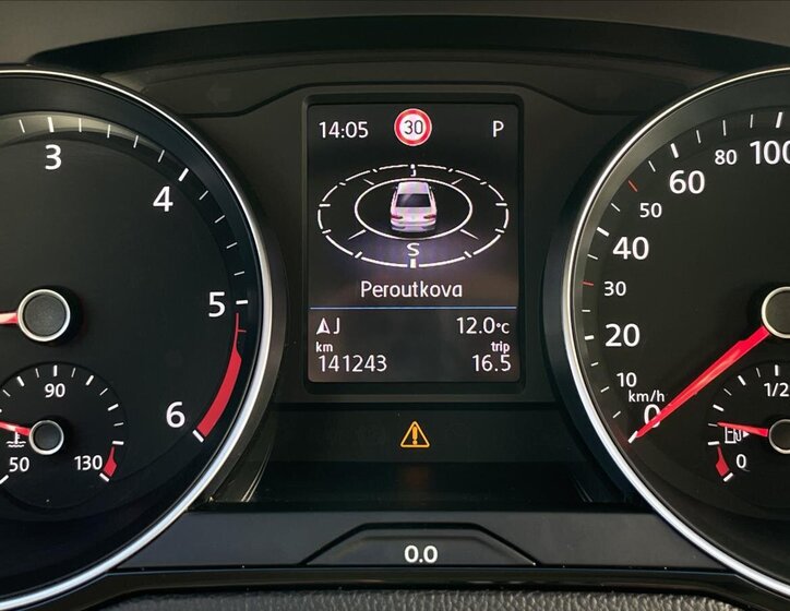 Volkswagen Passat 10