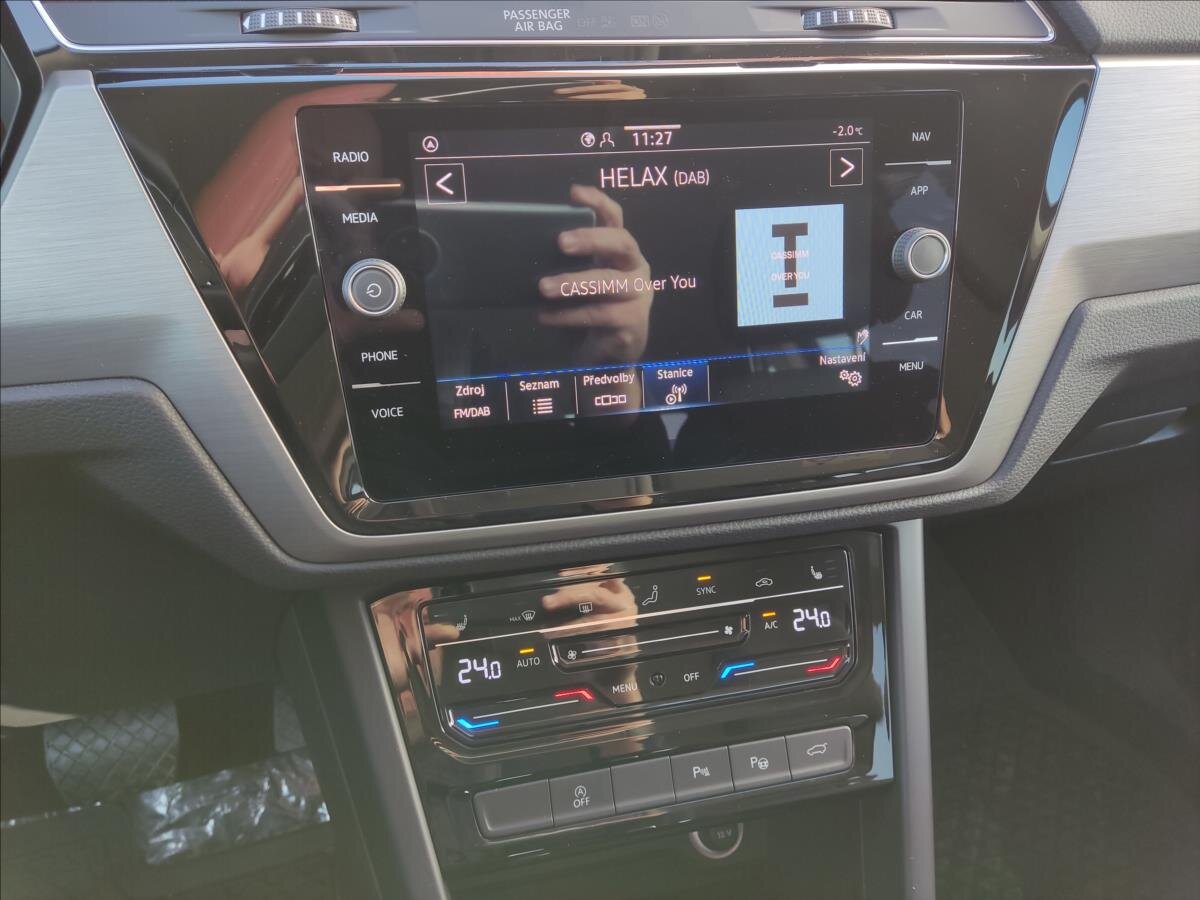 Volkswagen Touran MPV 1,5 l 110 kw