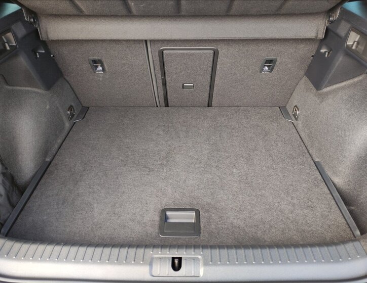 Cupra Formentor SUV / Terénní 2,0 l 245 kw