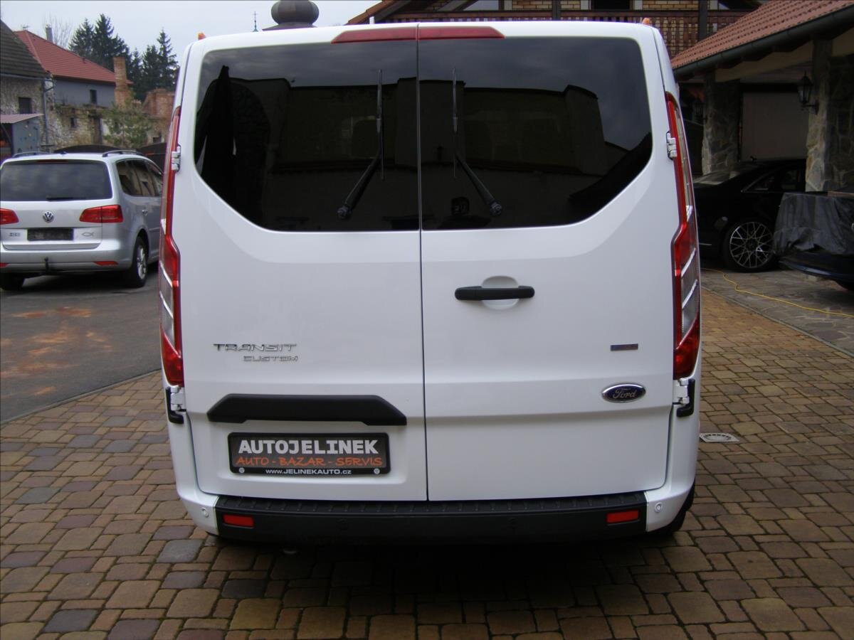 Ford Transit Custom Kombi 2,0 l 77 kw