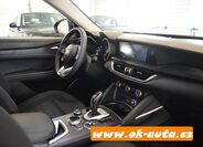 Alfa Romeo Stelvio 32