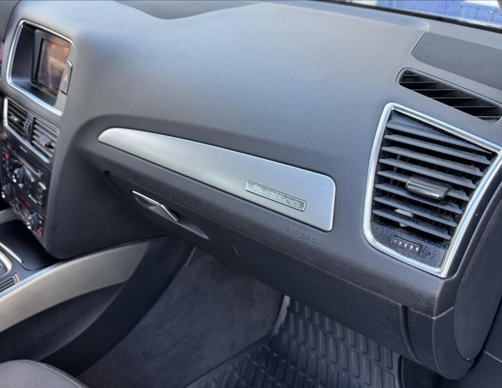 Audi Q5 SUV / Terénní 2,0 l 125 kw