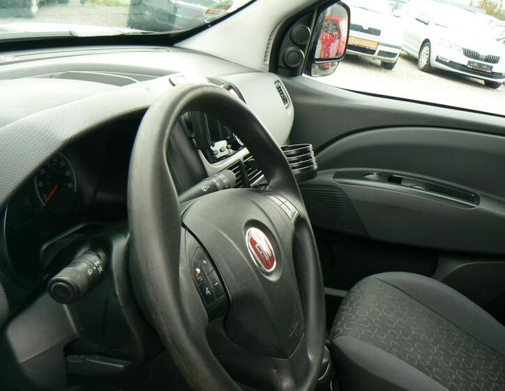 Fiat Dobló 9