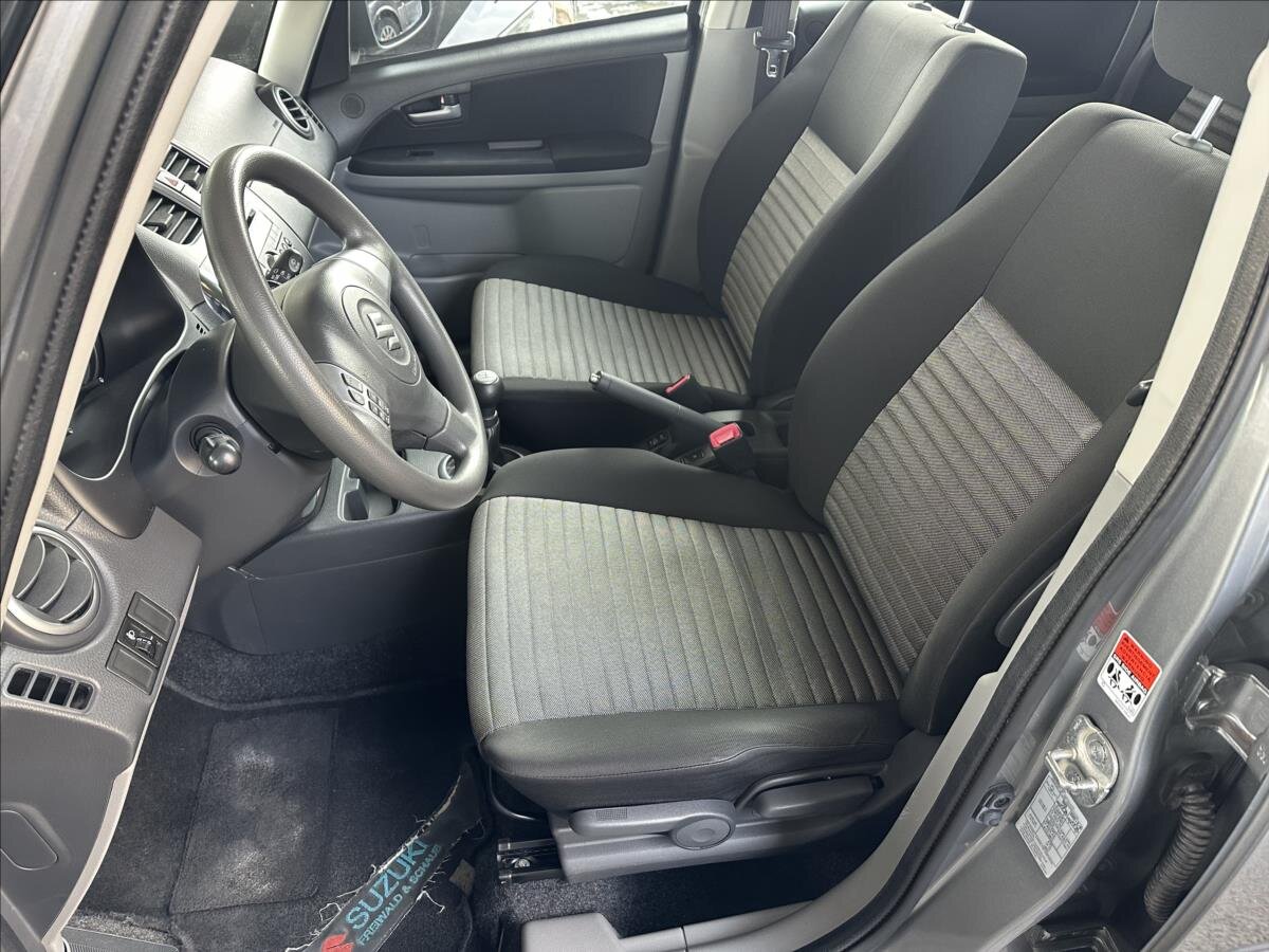 Suzuki SX4 Hatchback 1,6 l 88 kw