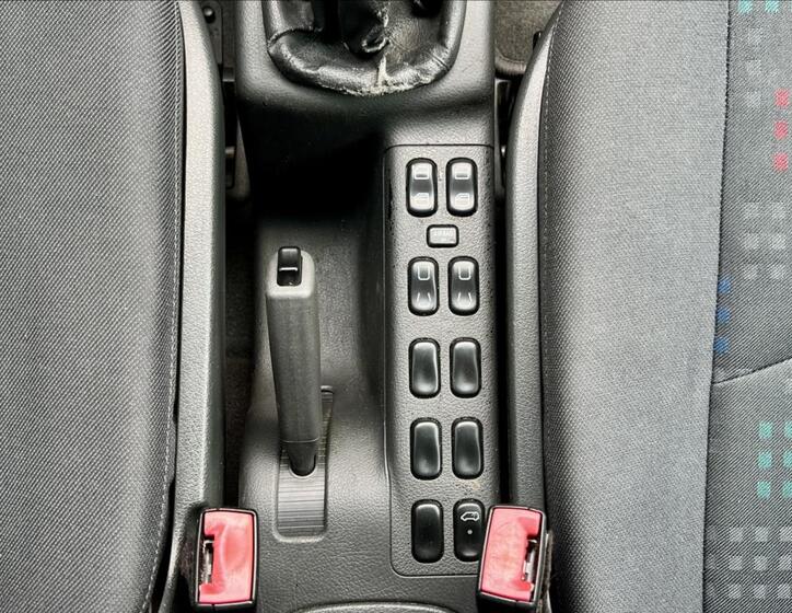 Mercedes-Benz Vaneo 30