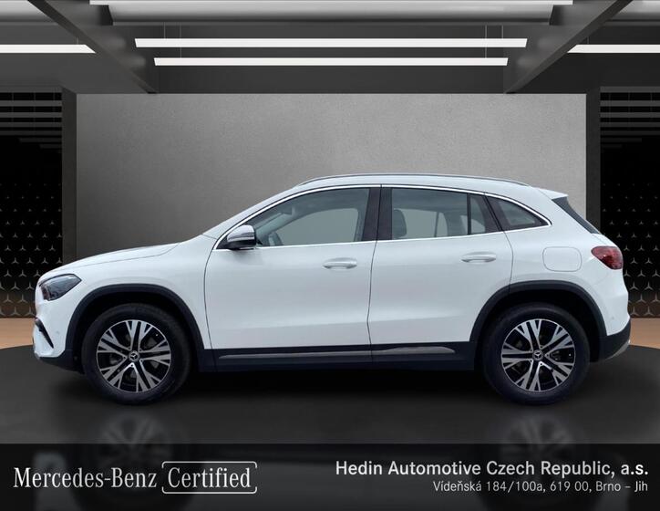 Mercedes-Benz GLA 2