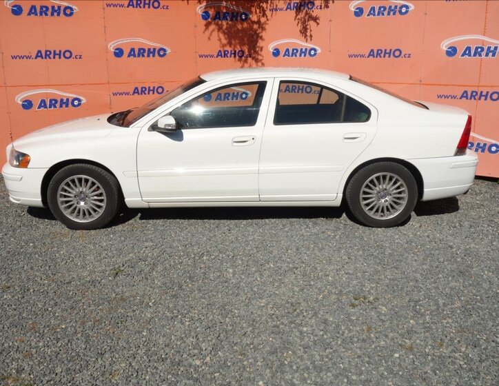Volvo S60 Sedan / Limuzína 2,4 l 93 kw