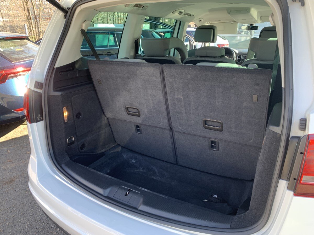 Volkswagen Sharan MPV 2,0 l 110 kw