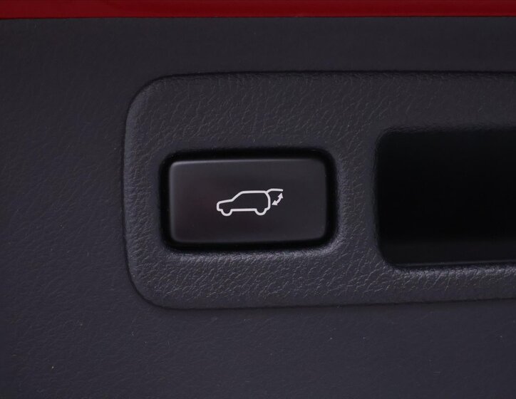 Lexus NX 300h SUV 2,5 l 114 kw