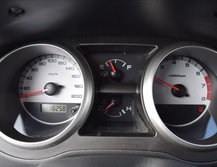 Subaru Justy Hatchback 1,3 l 66 kw