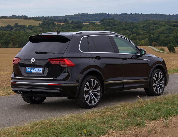 Volkswagen Tiguan 7