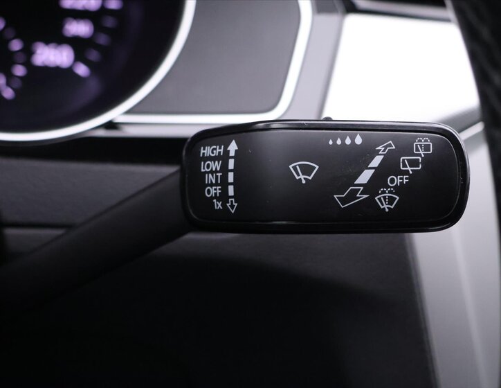 Volkswagen Passat Kombi 2,0 l 110 kw