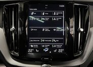 Volvo XC60 SUV / Terénní 2,0 l 288 kw