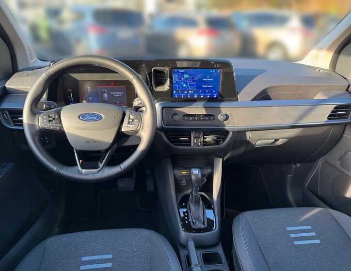 Ford Tourneo Courier VAN-Minibus 999,0 91 kw