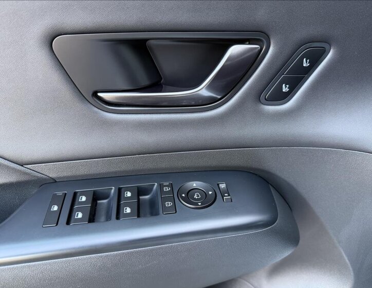 Hyundai Kona SUV / Terénní 0,0 150 kw