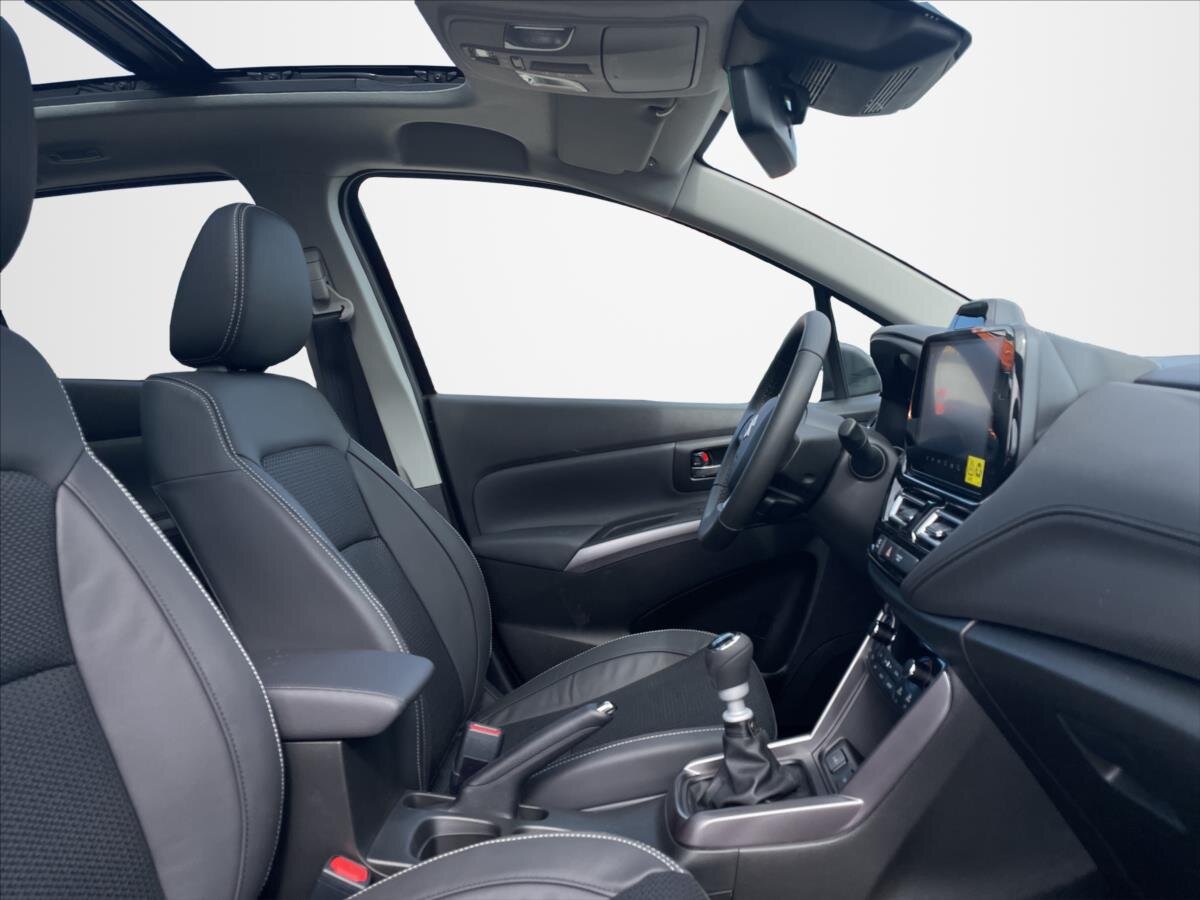 Suzuki S-Cross SUV / Terénní 1,4 l 81 kw
