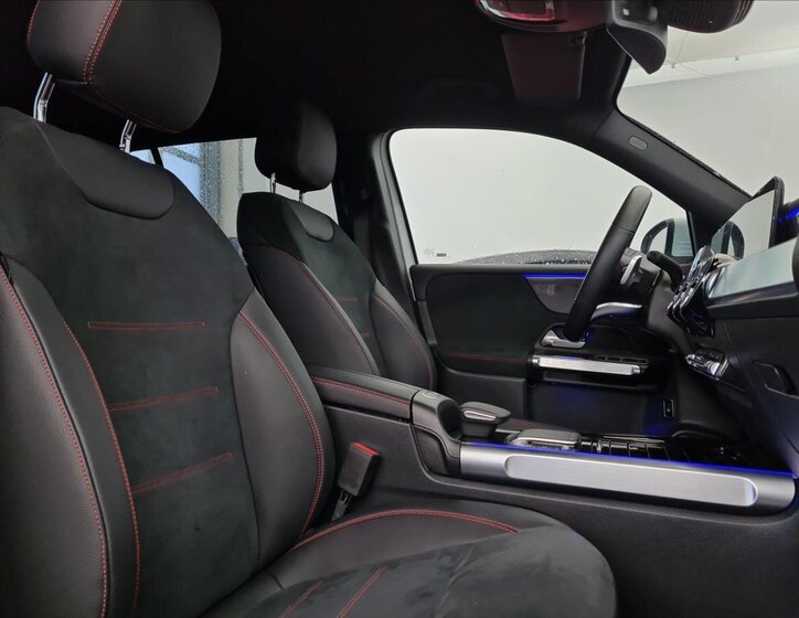 Mercedes-Benz GLB 15