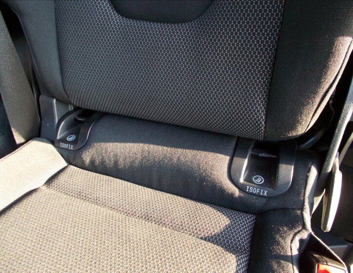 Mercedes-Benz Třídy V MPV 2,1 l 140 kw