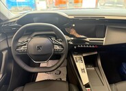 Peugeot 408 8