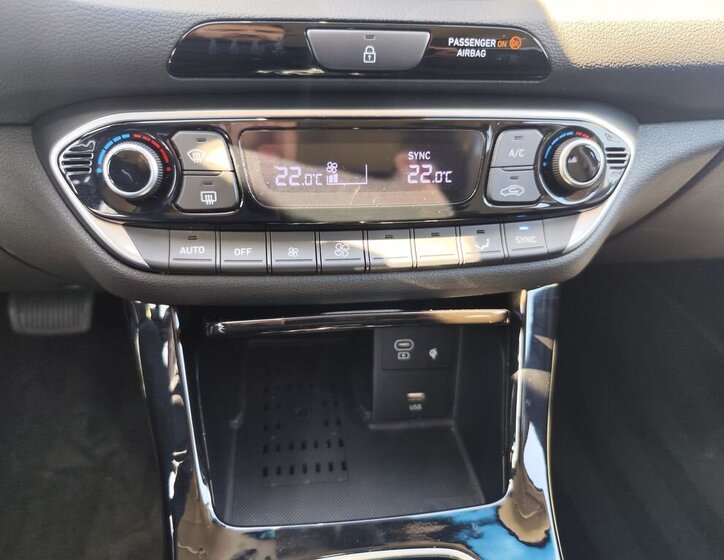 Hyundai i30 Kombi 998,0 74 kw