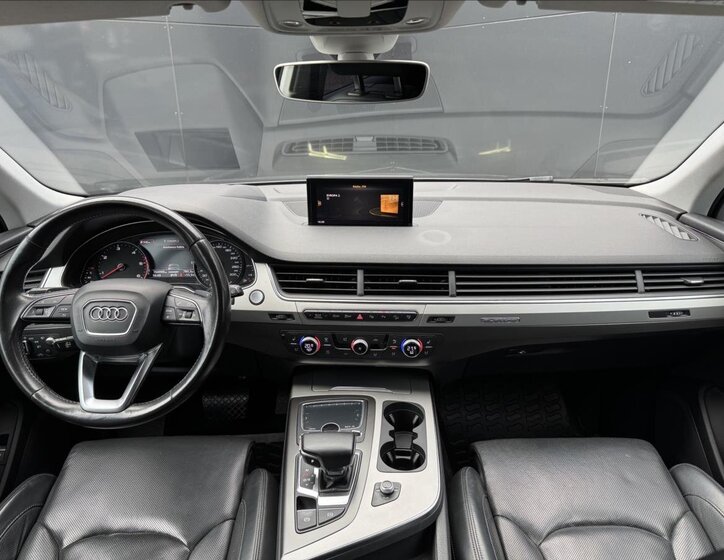 Audi Q7 14