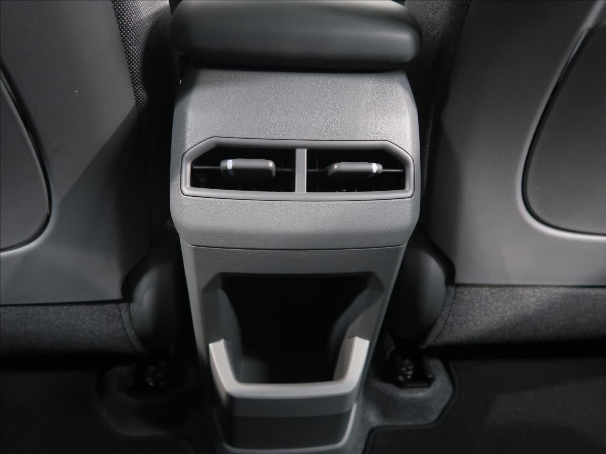 KIA EV3 SUV / Terénní 0,0 150 kw