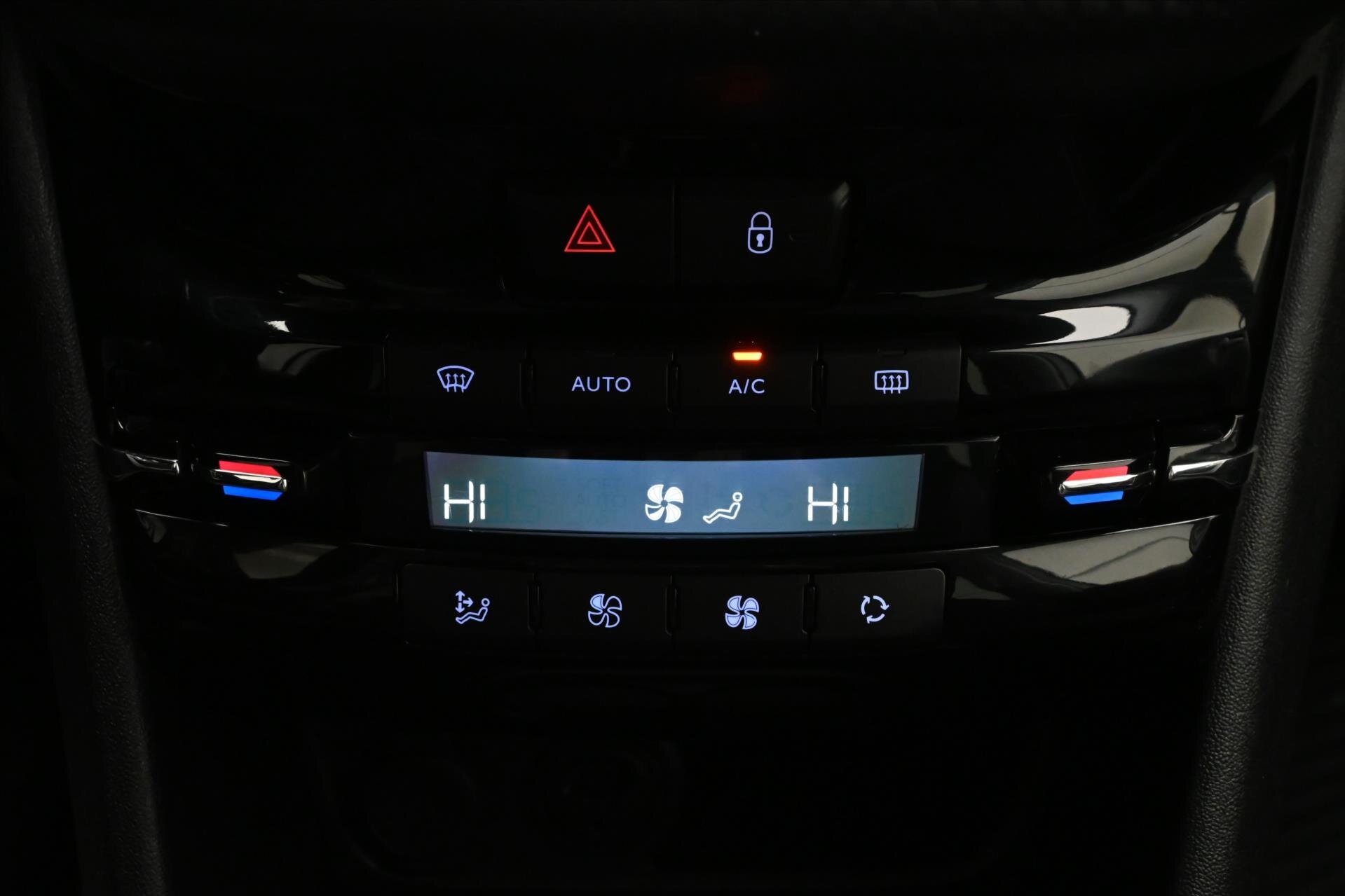 Peugeot 2008 SUV 2,0 l 60 kw