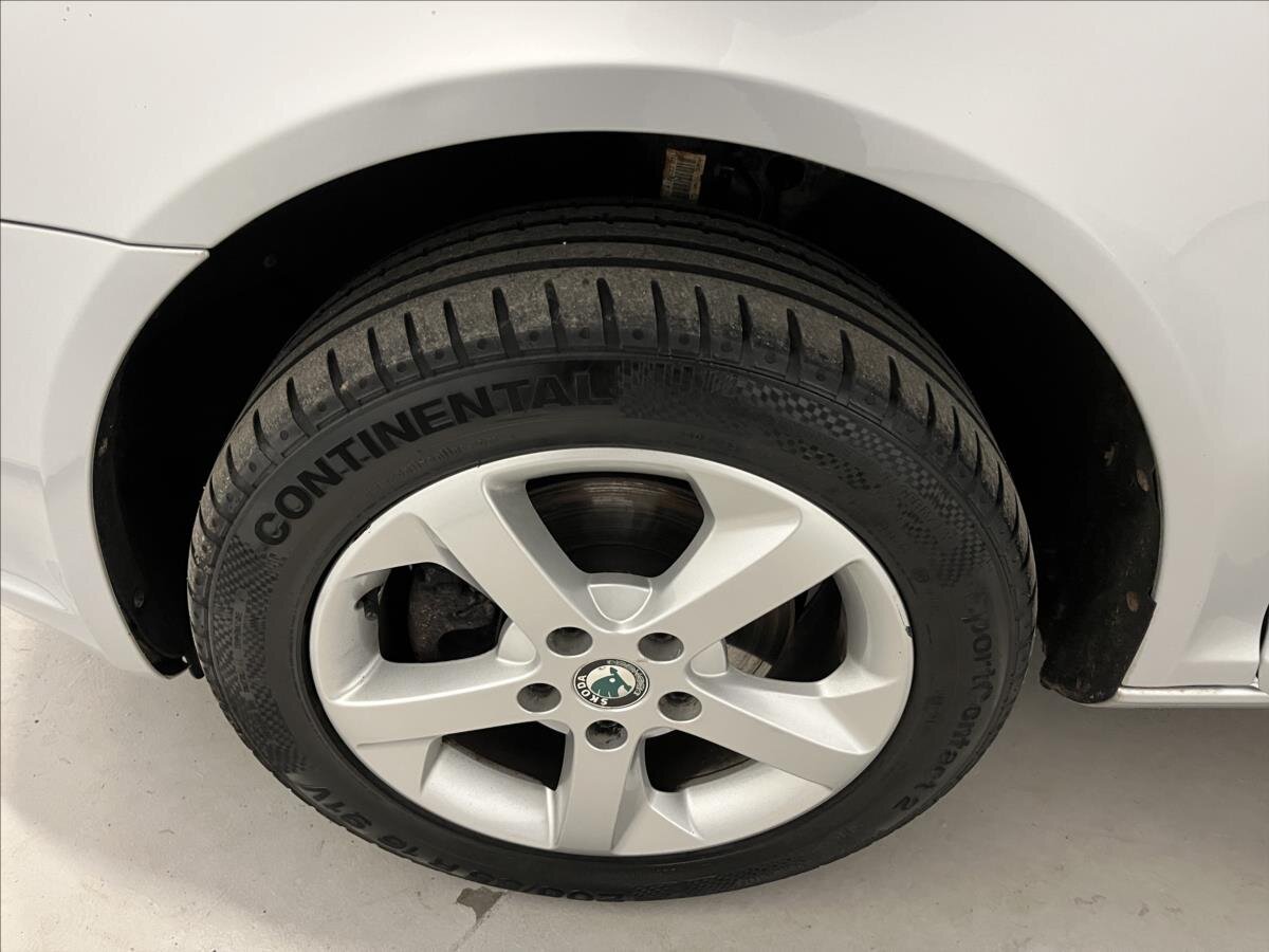 Škoda Octavia Kombi 2,0 l 103 kw